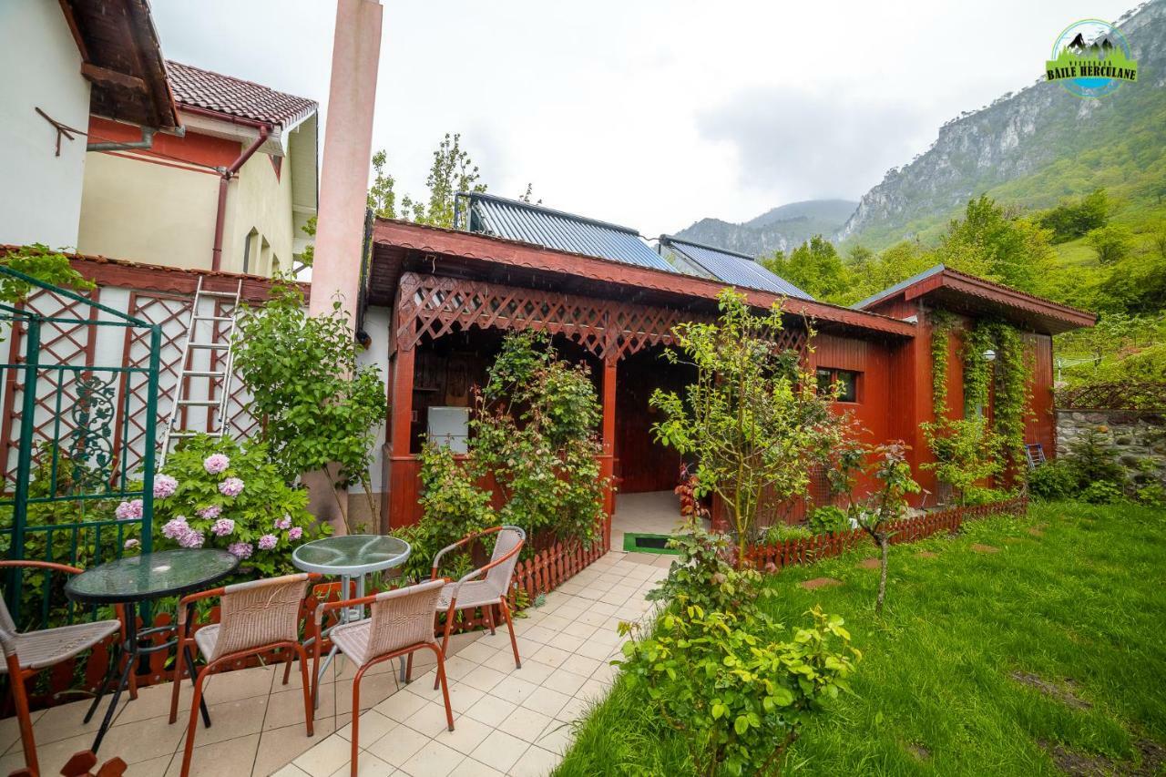 Pension Eden Băile Herculane Εξωτερικό φωτογραφία