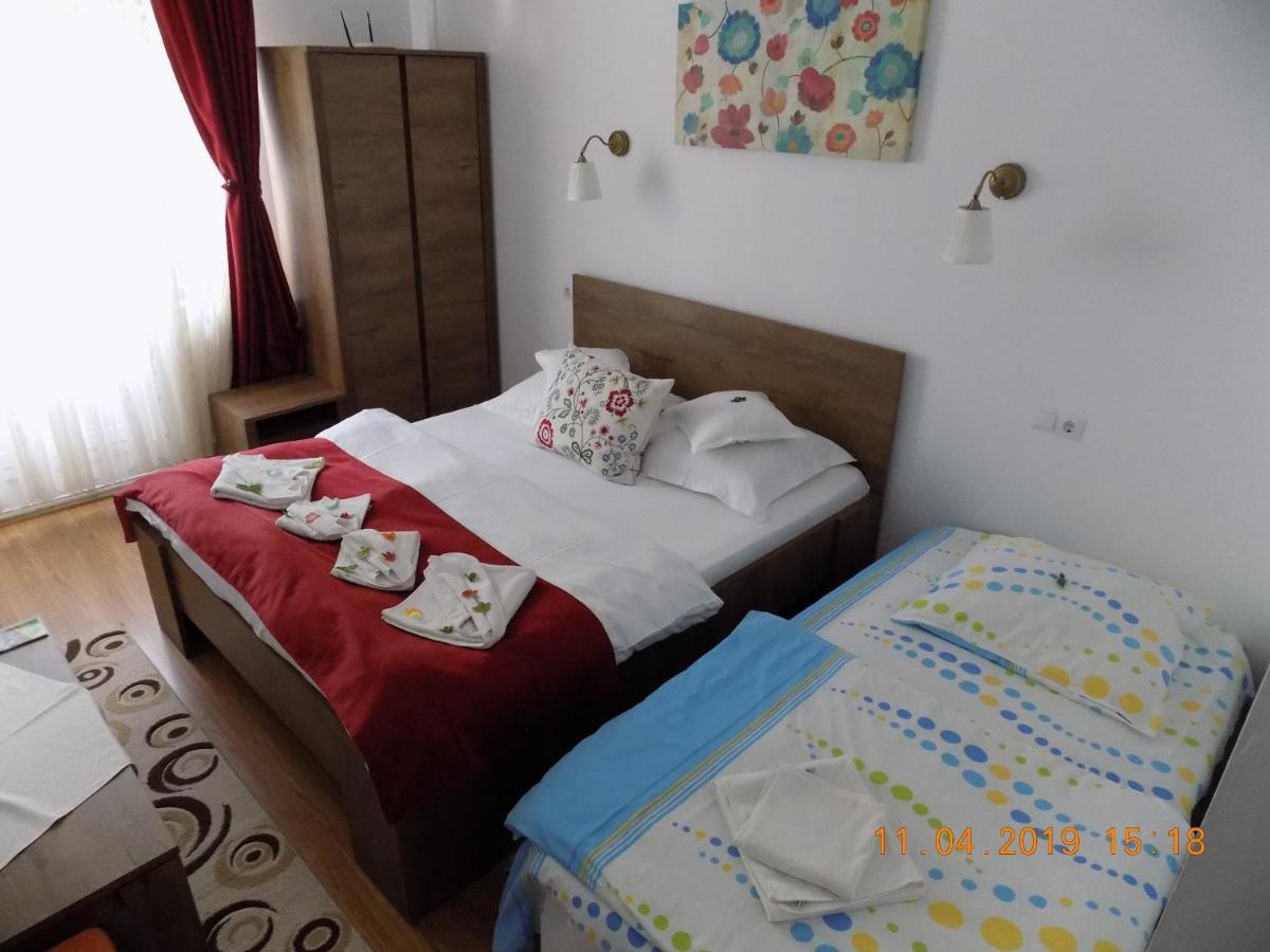 Pension Eden Băile Herculane Εξωτερικό φωτογραφία